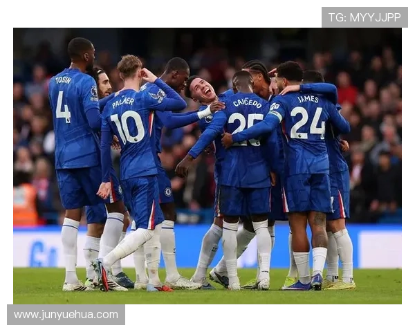 切尔西主帅执教稳定性受质疑，球队近期表现波动影响联赛走势